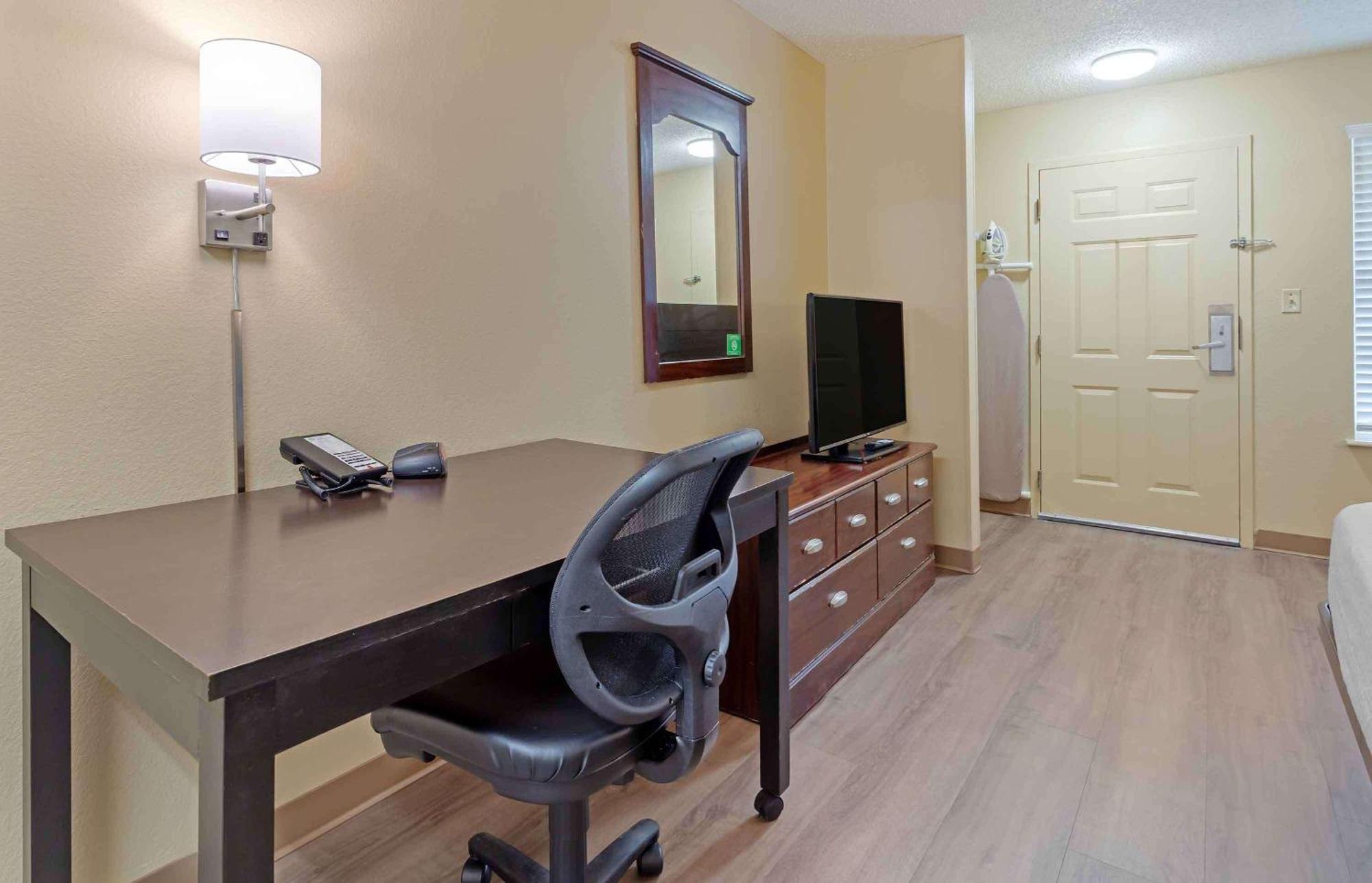 Extended Stay America Select Suites - Durham - University Extérieur photo