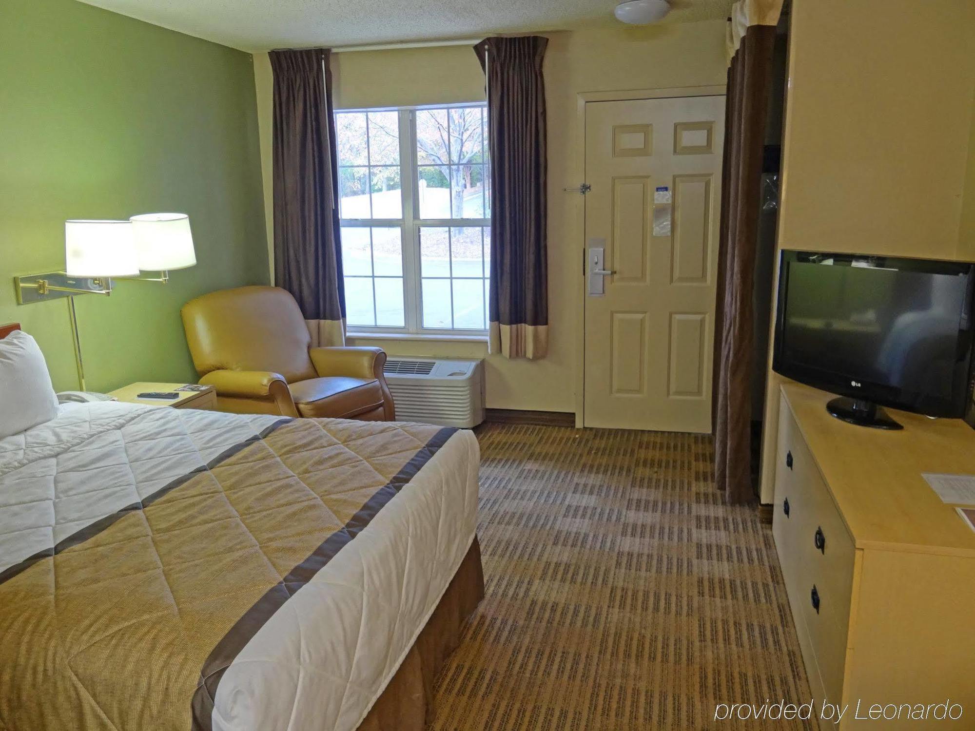 Extended Stay America Select Suites - Durham - University Extérieur photo